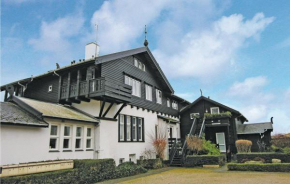 Nice Apartment In Hornbæk With House Sea View